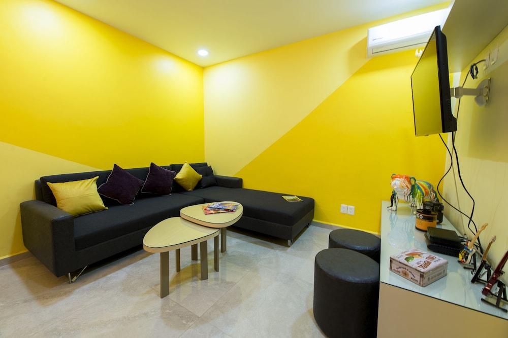 Once21 Apartment Гвадалахара Екстер'єр фото